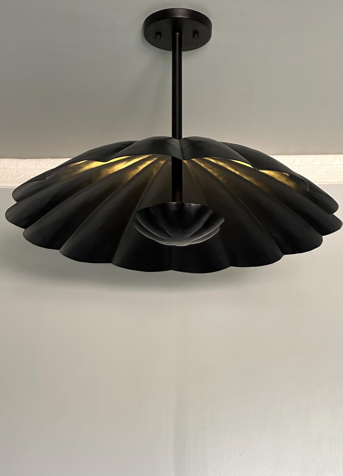 Modern Black Flush Mount Ceiling Light Fixture Flower-Inspired Minimalist Lighting - Image 4